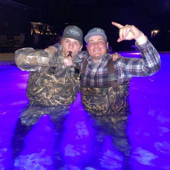 Thomas Shubert - Poshmark Profile Picture of Thomas Shubert (@tshubert24) on Poshmark