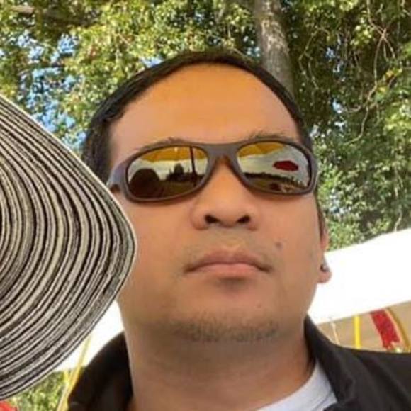 Profile Picture of Jun Amurao (@amurao512) on Poshmark