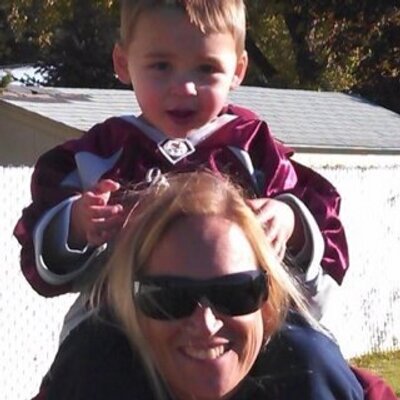 Profile Picture of Courtney Kitson (@courtkitson) on Twitter