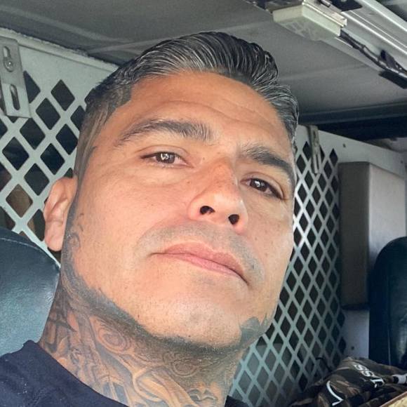 Profile Picture of Rudy Carreno (@rudycarreno) on Poshmark