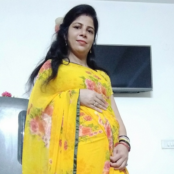 Profile Picture of Preeti Chauhan (@preetivernika) on Poshmark