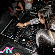 Profile Picture of Jasmine Cofield (@DJMizzFizz) on Youtube