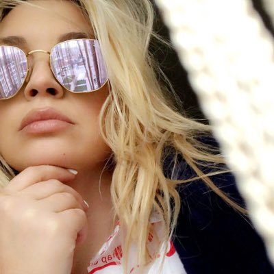 Profile Picture of Miranda Dobroshi (@miranda61103294) on Twitter