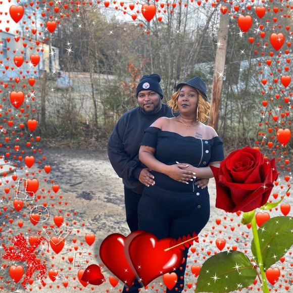 Profile Picture of Tina Sharkey (@latinabush5) on Poshmark