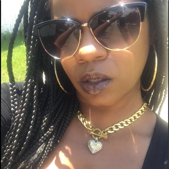 Profile Picture of Crystal Daye (@cdaye85) on Poshmark