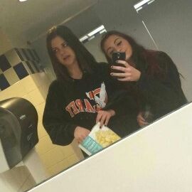 Profile Picture of Nicole Payne/Clifford♡ tbci (@NickiCaracciolo) on Pinterest