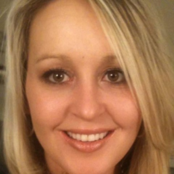 Profile Picture of Tasha Manning (@tasha91286) on Poshmark