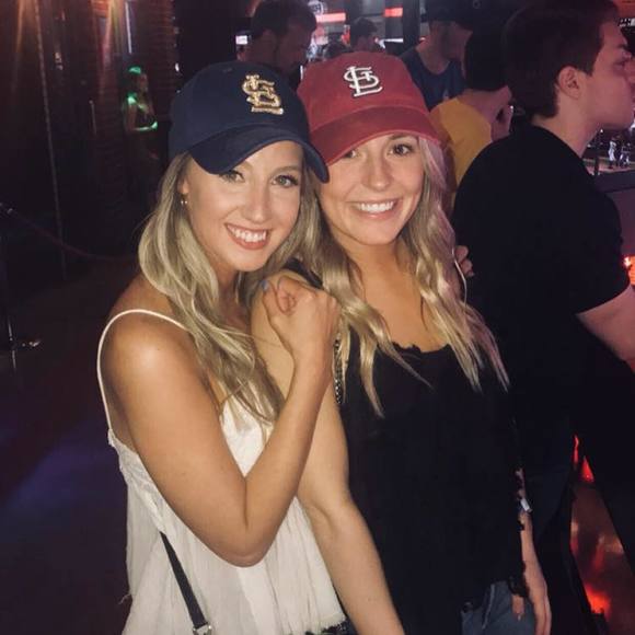 Profile Picture of Taylor Chrun (@taylorchrun) on Poshmark