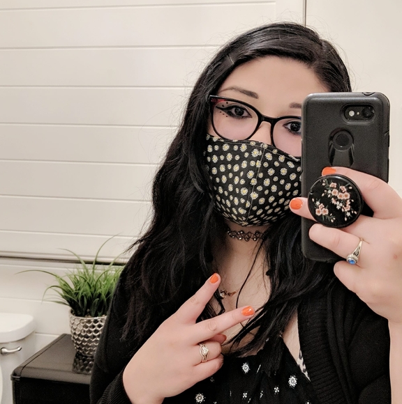 Griselda Ibarra - Poshmark Profile Picture of Griselda Ibarra (@griselda93) on Poshmark