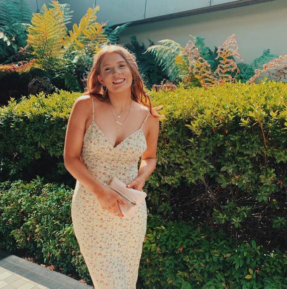Profile Picture of Emily Conway (@emiijayne100) on Poshmark