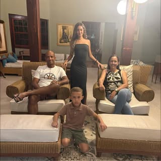 Profile Picture of Verônica Chaves (@veronicasantacruz) on Instagram