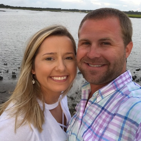 Profile Picture of Clint Warren (@clintwarren) on Poshmark