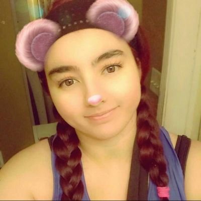 Profile Picture of Alejandra Y. Aguilar (@Luckybratt21) on Twitter