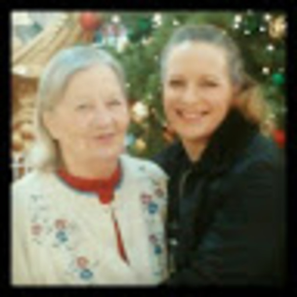 Profile Picture of Susan Spickerman (@susanspickerman) on Poshmark