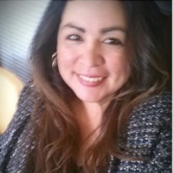 Profile Picture of Christina Carballo (@ccarballo1) on Poshmark