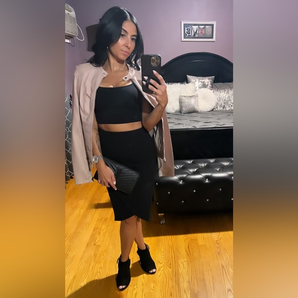 Profile Picture of A Genovesi (@angelagenovesi) on Poshmark