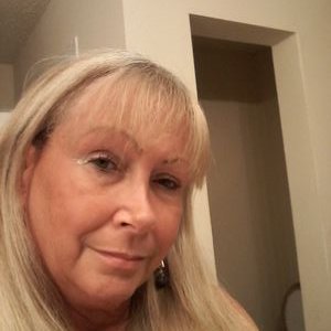 Renee Epperson - Twitter Profile Picture of Renee Epperson (@EppersonMama) on Twitter