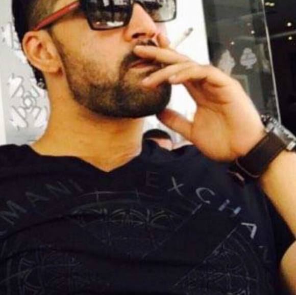 Profile Picture of Omar Elmerini (@elmerini) on Poshmark