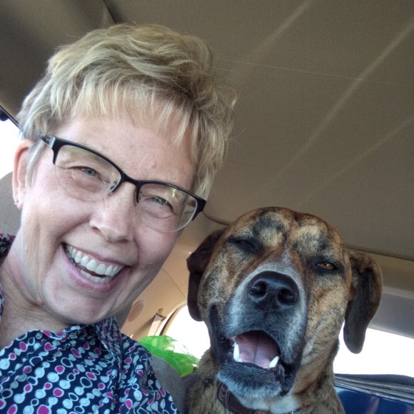 Profile Picture of Cathy Robert (@ndgirlinks) on Poshmark