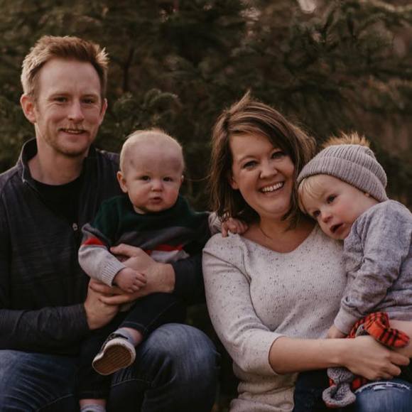 Profile Picture of Beki Waples (@rebekahwaples) on Poshmark