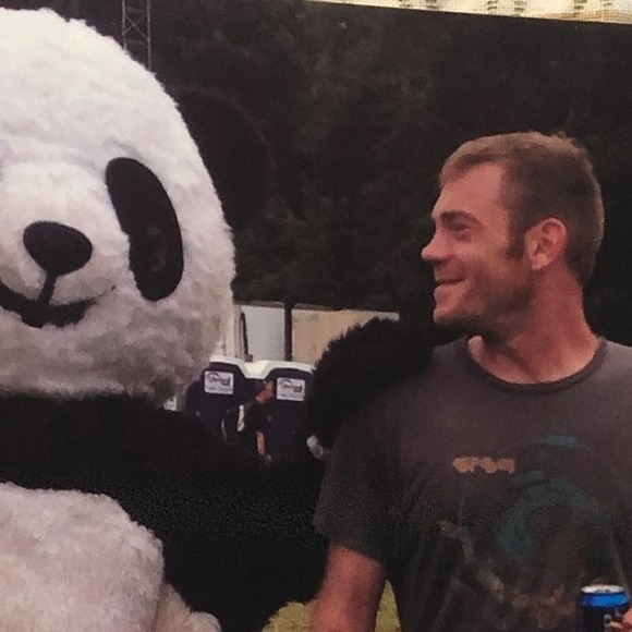 Profile Picture of Matthew Mccullough (@matthewmccullou) on Poshmark