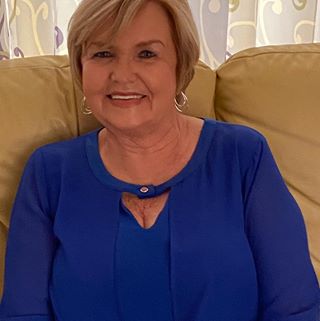 Profile Picture of Bobbie Sharp (@bobbie.sharp.104) on Facebook
