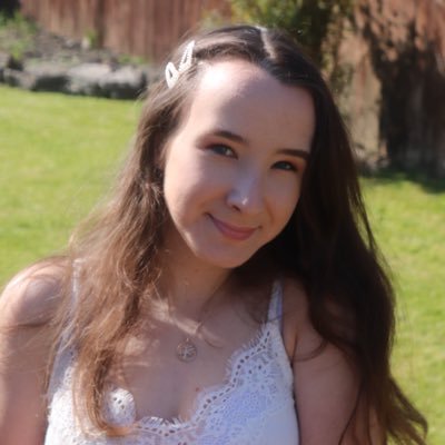 Profile Picture of Rebecca Kate Bower (@B_e_c_k_i) on Twitter