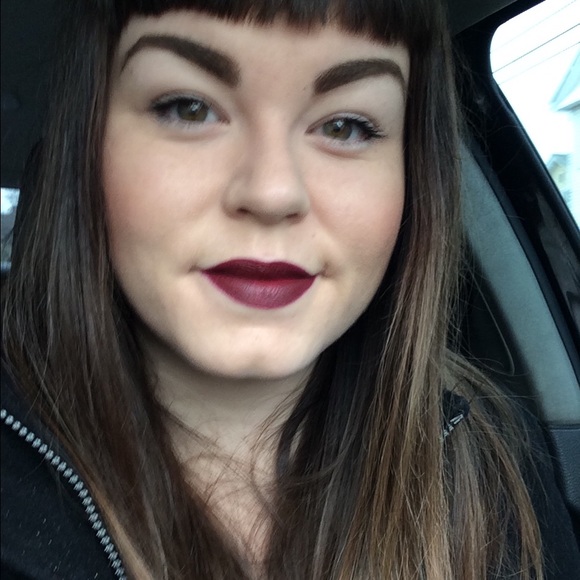 Profile Picture of Libby Freeborn (@libbyfreeborn) on Poshmark