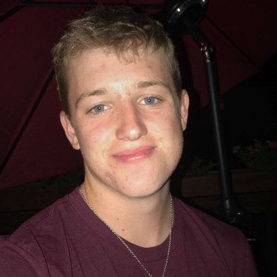 Profile Picture of Taylor Bledsoe (@TaylorBledsoe2) on Twitter
