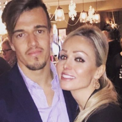 Profile Picture of Lesley Gray (@JamesDanny123) on Twitter