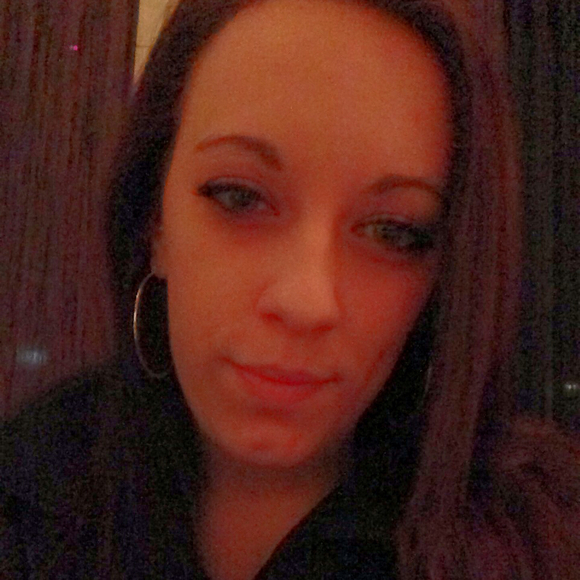 Profile Picture of Caitlin Heaps (@caitlin1206) on Poshmark