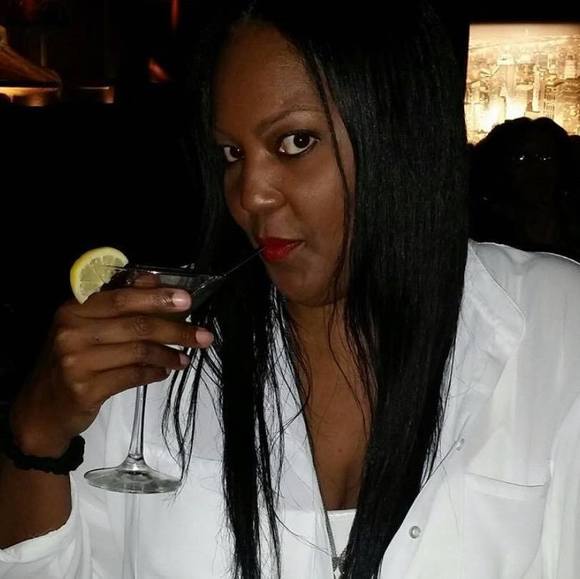 Profile Picture of Cassandra soni Mann (@soni1738) on Poshmark