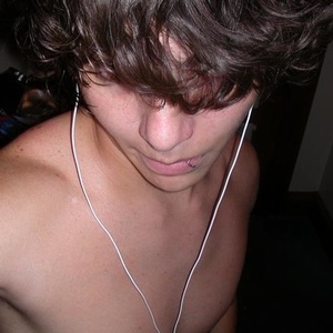 Profile Picture of Rogelio Acevedo (@royer_lan) on Myspace