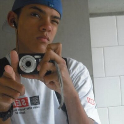 Profile Picture of Nicholas (@Balli_nick) on Twitter