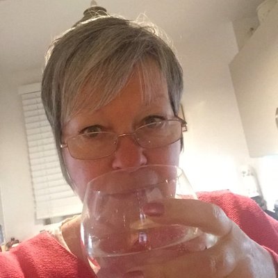 Profile Picture of Beverly Davies (@BevCol1) on Twitter