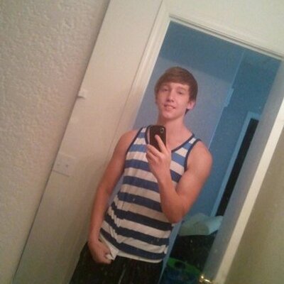 Profile Picture of David Borchers (@DavidUhNiikua) on Twitter