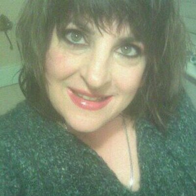 Profile Picture of Deirdre Austin Gunn (@deirdre_gunn) on Twitter