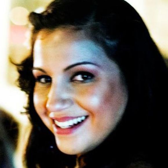 Profile Picture of Jennifer Vanvianen (@jvanvianen) on Poshmark