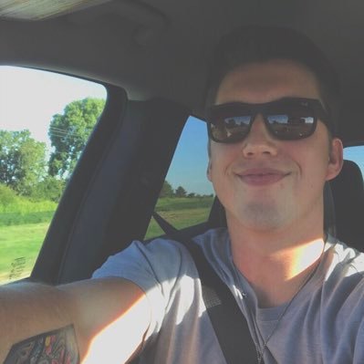 Profile Picture of Justin Hobgood (@justinhobbad) on Twitter