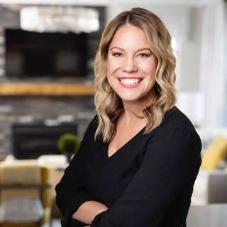 Profile Picture of Kim Herron Realtor (@forsalebykimh) on Instagram