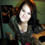 Profile Picture of Julie Adkins (@juliebell23) on Youtube