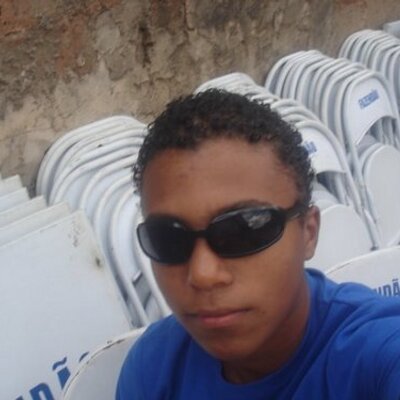 Profile Picture of Wender Michael (@rednewwender) on Twitter