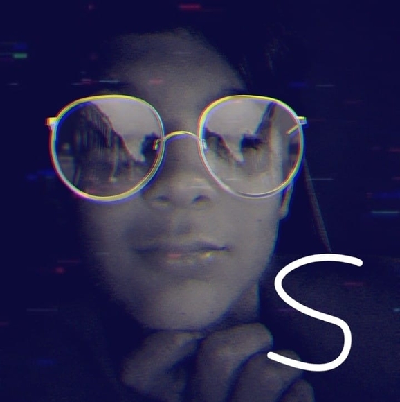 Profile Picture of Michael Carnes (@michaelcarne497) on Poshmark