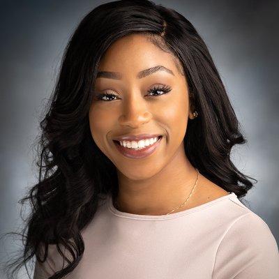 Profile Picture of Alexis Scott (@AlexisWAAY31) on Twitter