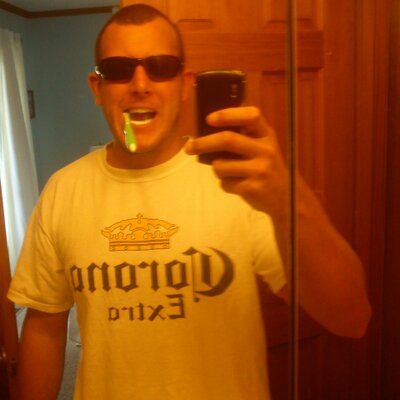 Profile Picture of Ron Jovi (@ReadySetGrant) on Twitter
