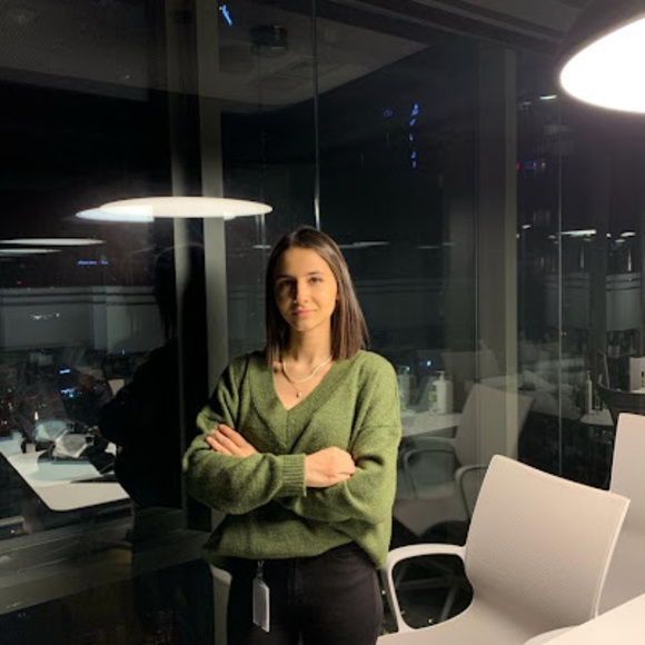 Profile Picture of Irem Köprek (@iremkop10) on Poshmark