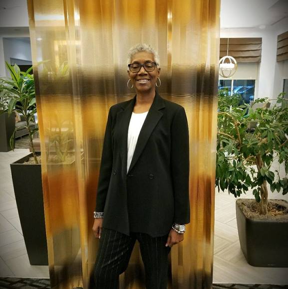 Profile Picture of Brenda Potts (@bpotshot1) on Poshmark