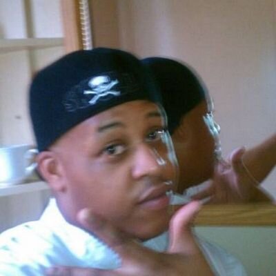 Profile Picture of SHAWN FARROW- NEAL (@thaboy814) on Twitter