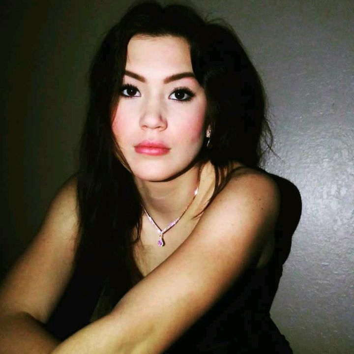 Profile Picture of Kenzie.betancourt (@mapplewhite8) on Tiktok