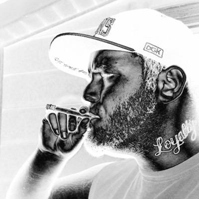Profile Picture of Mike Hollinger (@BockzCuddah902) on Twitter